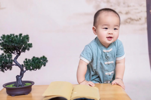 舞钢怀孕肚子坠坠的感觉